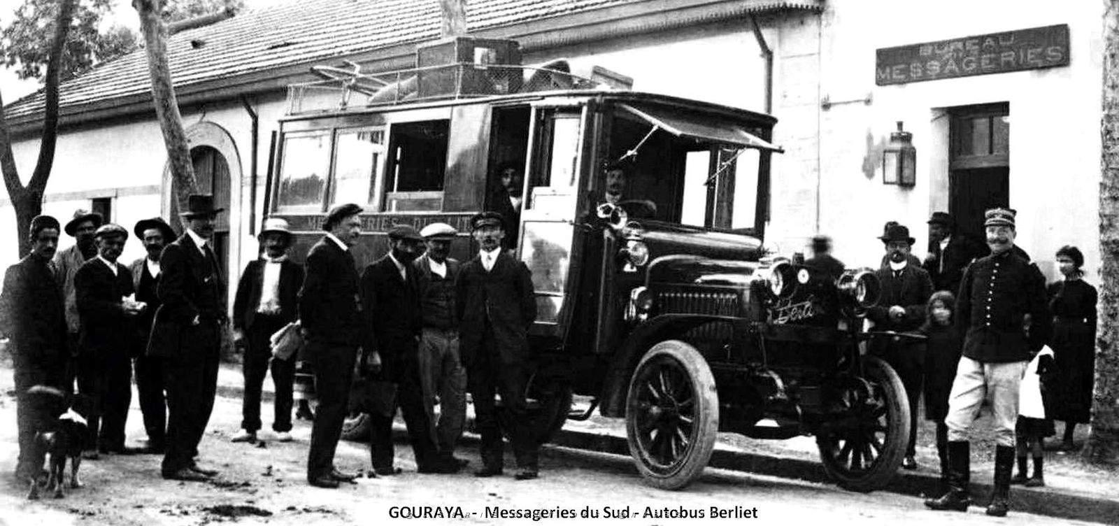 1199- Gouraya - Bureau des Messageries du Sud2- Camion Berliet.jpg